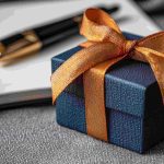 نکات انتخاب هدیه سازمانی